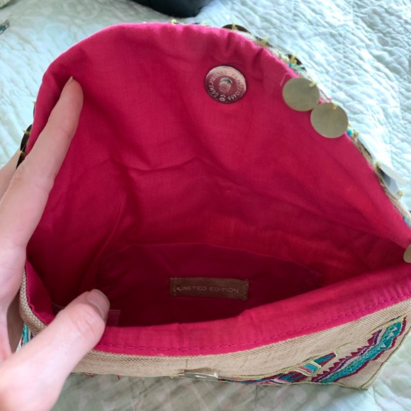 Colorful clutch - Picture 3 of 3